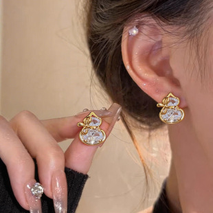 18k������y��ʯ���J��ᔾ����p��С�����h�r�К��|���L���