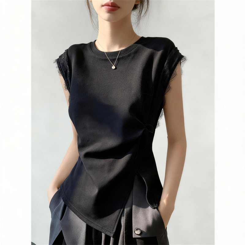 Trendy Lace Patchwork Ruched Waist Slit Top for Women, Summer Plus-Size Fashion Design Slimming T-Shirt