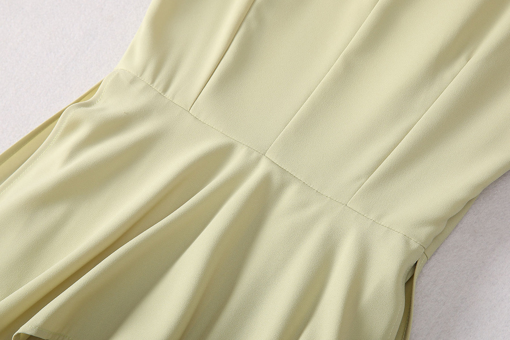 0426-04 前绑带裙摆压褶飞边坎肩连衣裙 310 (20