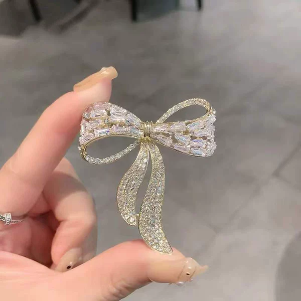 Bow tie, zirconium, brooch