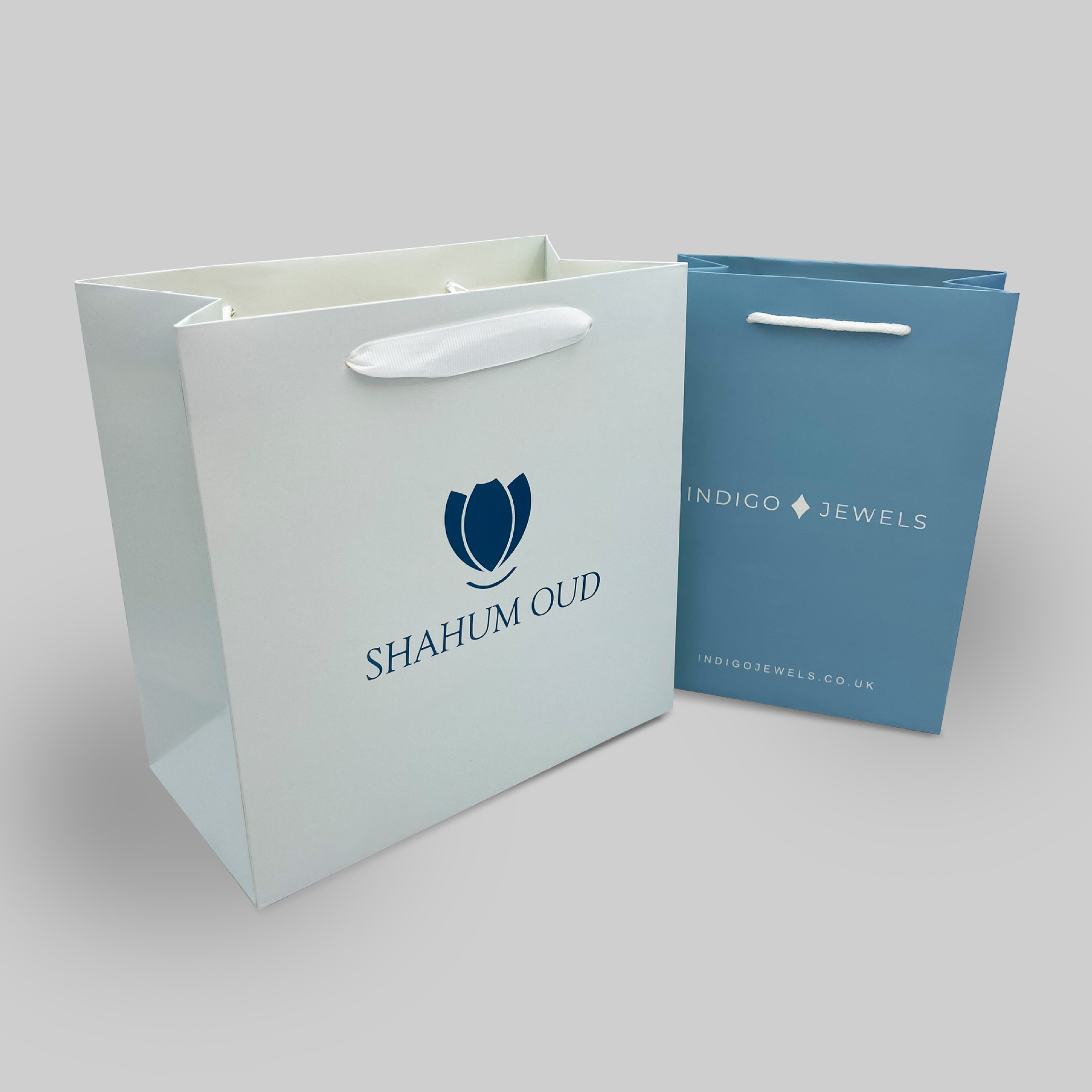 Luxurious paper bag with your own candle fragrance and aromatherapy…