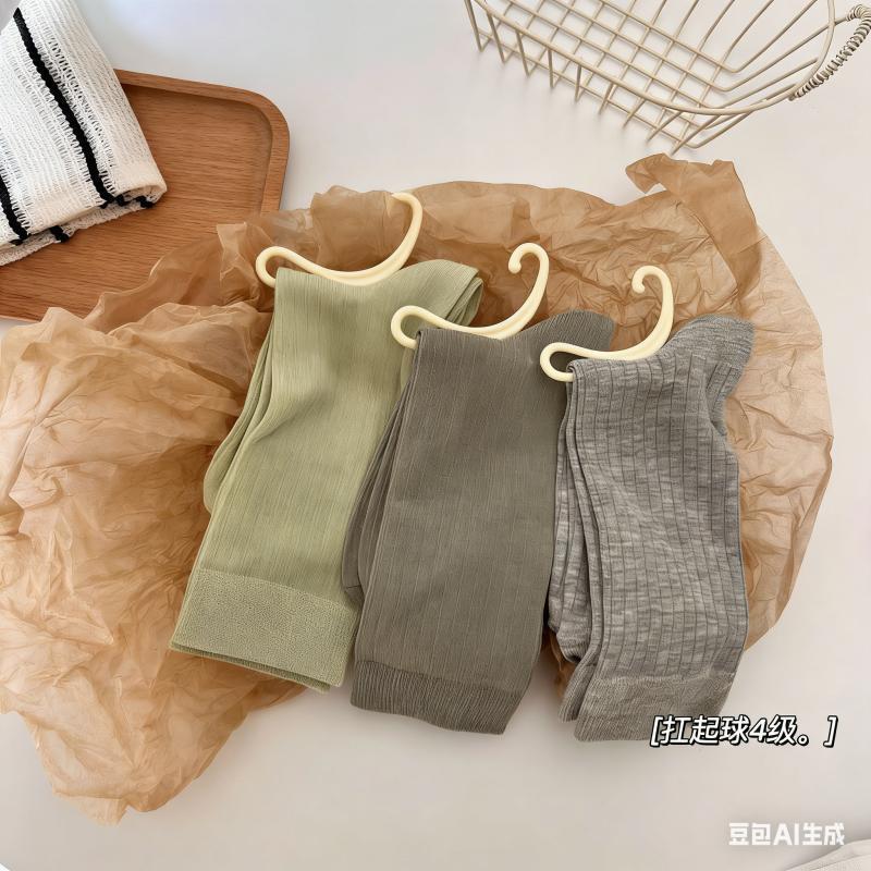 2024 Lightweight Breathable Vertical Striped Women's Mid-Calf Socks Japanese Style Solid Color Candy Color Slouch Socks Summer Thin Style