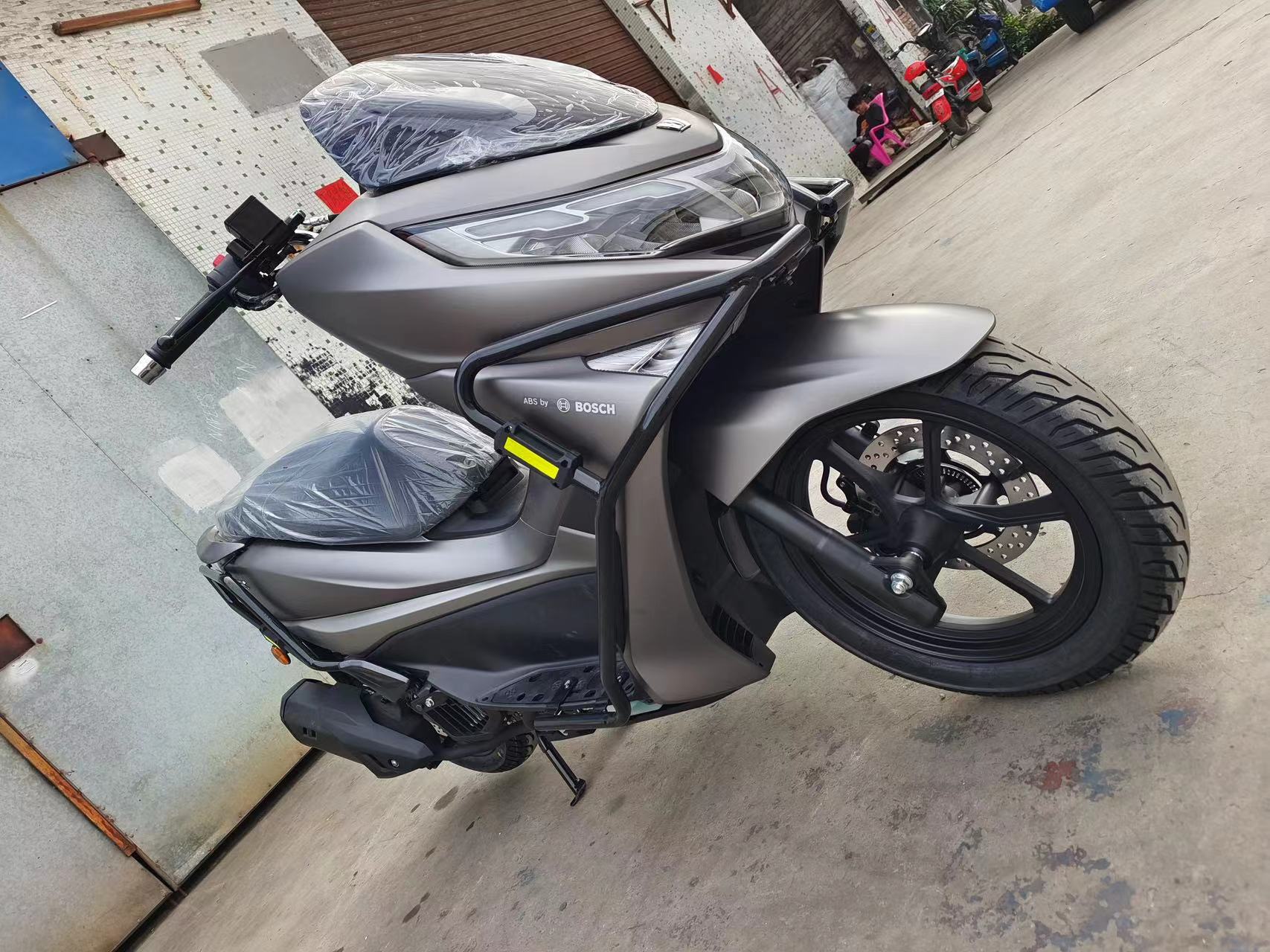 Factory Export Suitable for Haojue Uhr150 High Carbon Steel Crash Bars Motorcycle Modification Anti-Fall Protection Bars