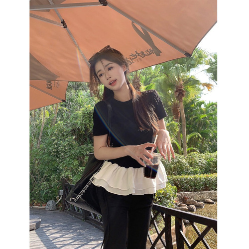 Small-sized puffed lace patchwork faux two-piece short-sleeved T-shirt for women, spring/summer style, with ruffled design and round neckline, figure-hugging top