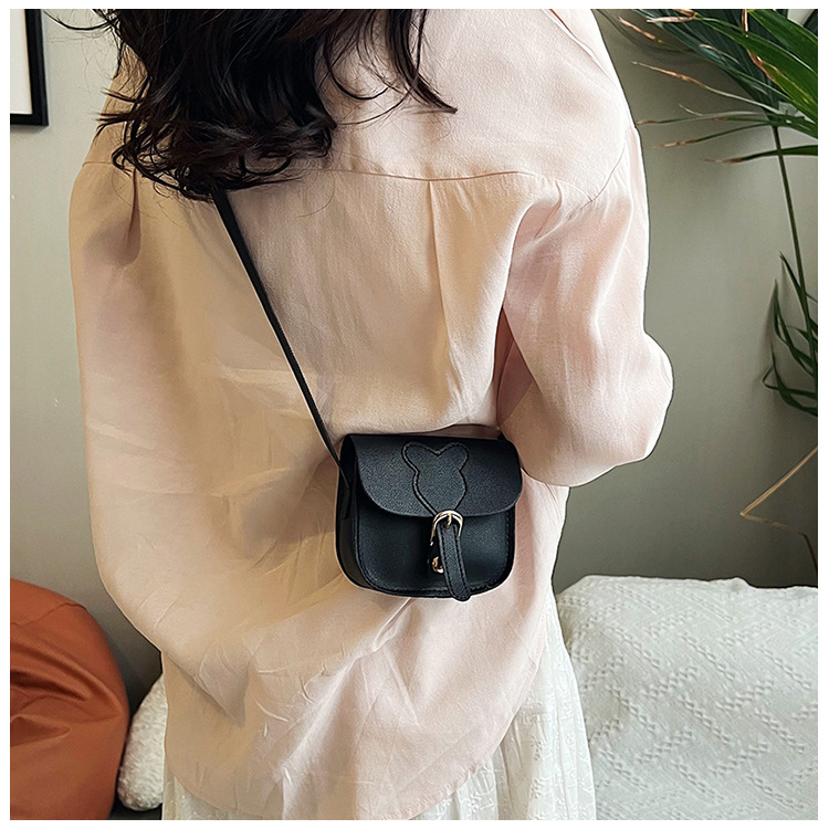 Casual, Daily Occasion Women's Mini Pu Leather Solid Color Vintage Style Classic Style Square Magnetic Buckle Shoulder Bag