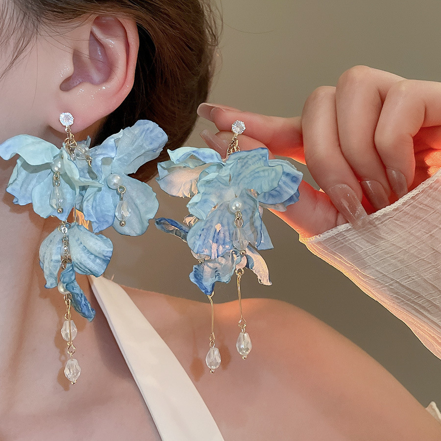 Pendientes de malla de pétalo de dopamina Pendientes de estilo de vacaciones junto al mar de estilo nuevo estilo caliente Pendientes de temperamento exagerado de todo fósforo al por mayor