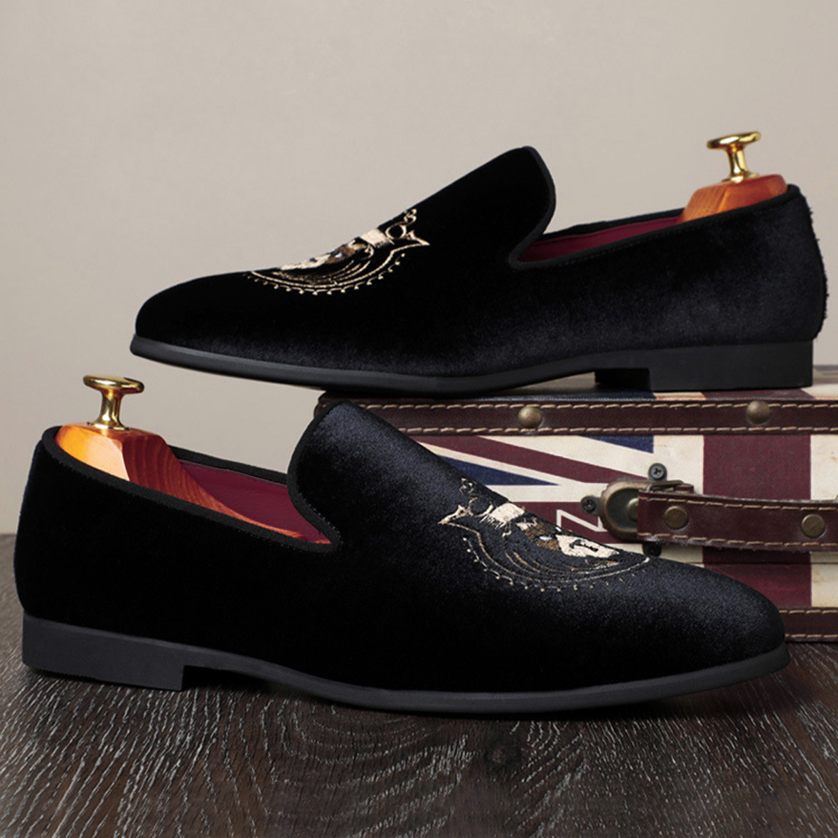 一件包邮复古潮流时尚豆豆鞋日常休闲百搭男士单鞋跨境套脚皮鞋