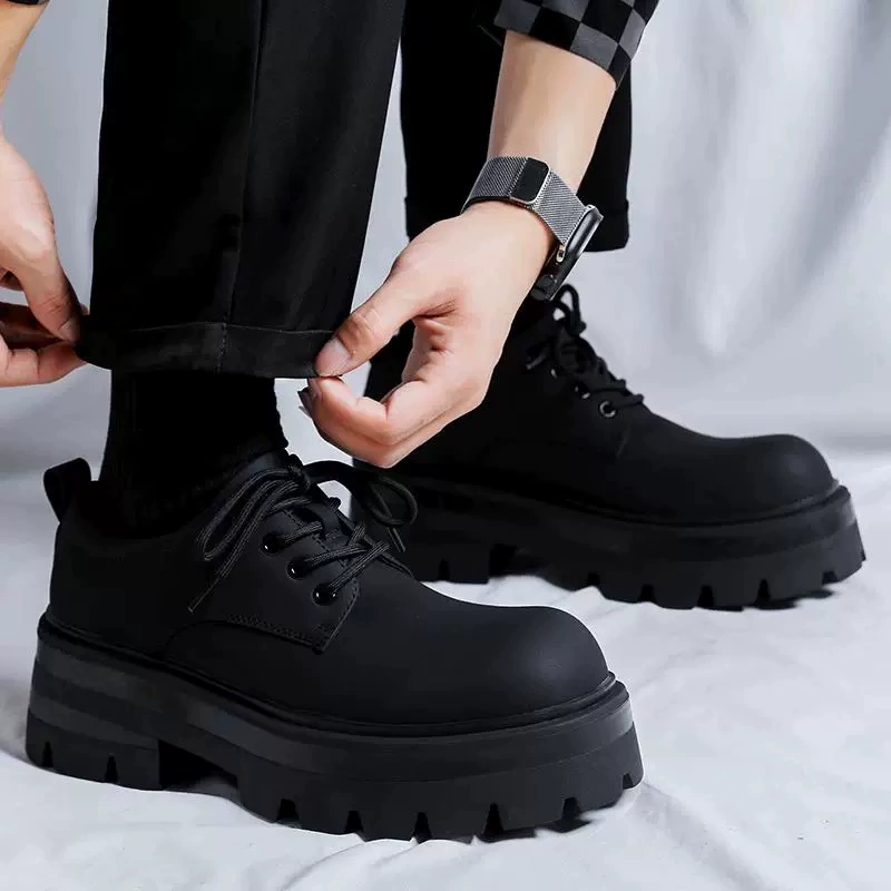 2025 толстые туфли с низким и простым дерби для мужчин высокого уровня чувство ниши черный рост 7CM британские ветры кожаные туфли с большой головой