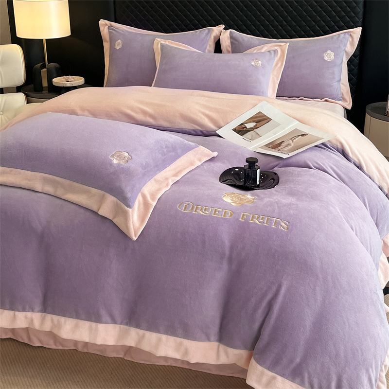 Invierno grueso terciopelo de leche traje de cuatro piezas terciopelo de coral simple color sólido bordado funda de edredón sábana ropa de cama de terciopelo de doble cara