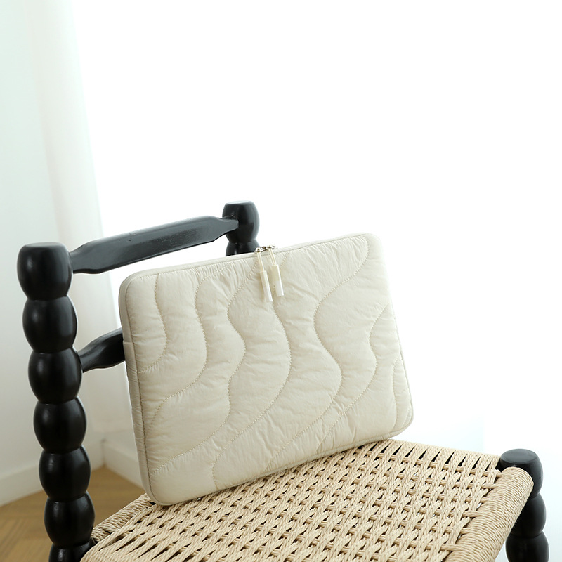 Bolsa de liner de aluminio portátil simple con color y logotipo 13.7 pulgadas bolsa de computadora portátil