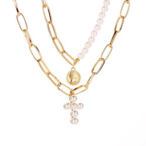 New cross-border European and American-style gold multi-layer portrait pearl necklace—Instagram-worthy, vintage-inspired, and featuring an eye-catching pendant; perfect as a delicate clavicle chain for women.