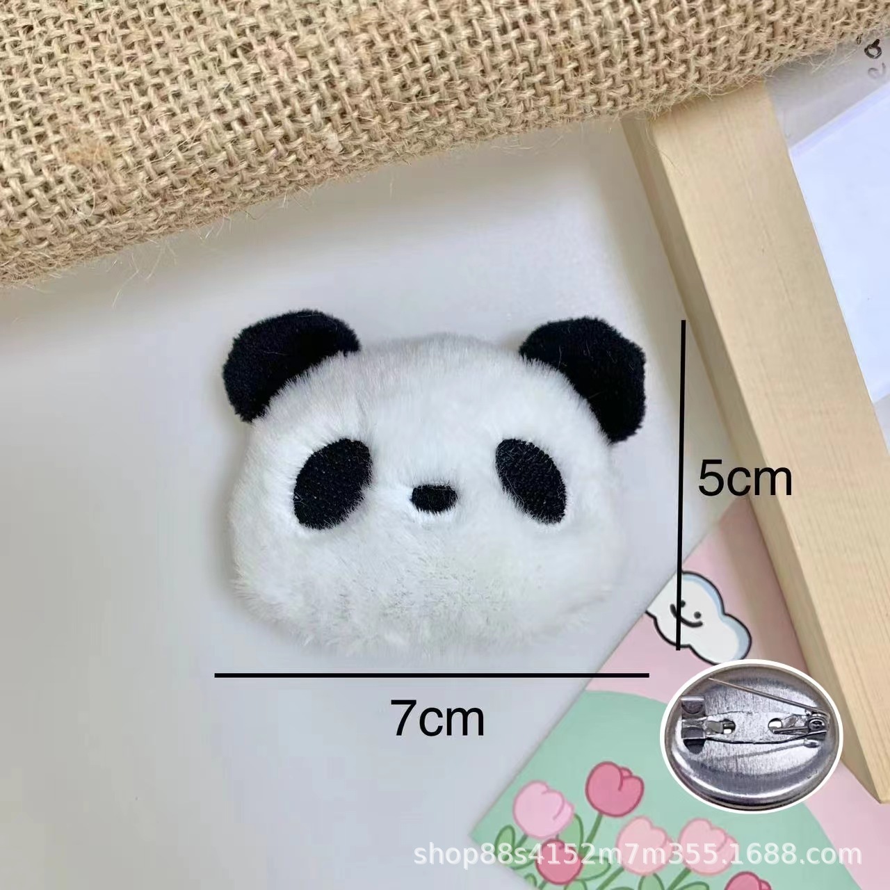 흰 팬더 브로치