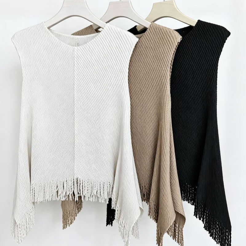 Simple Style Pleated Vest, Sleeveless Top, Breathable and Skin-Friendly, Dragon Scale Pleats, Versatile, Pure Desire Style Simple Style Pleated Vest, Sleeveless Top, Breathable and Skin-Friendly, Dragon Scale Pleats, Versatile, Pure Desire Style