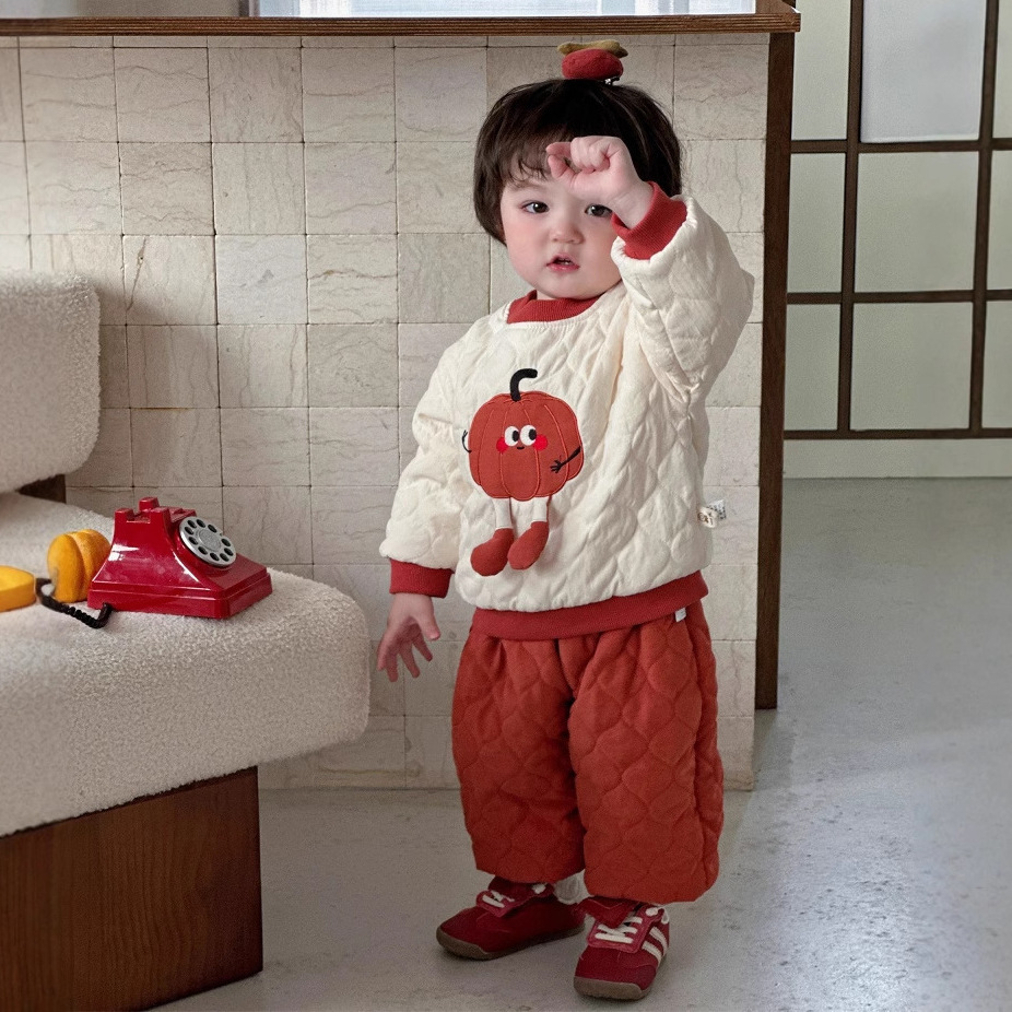 Ropa de bebé otoño e invierno nuevo estilo ropa de algodón para niños de un año traje acolchado de invierno para bebés dividido dos piezas ropa de invierno