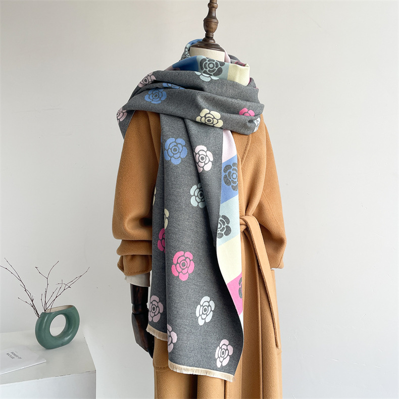 Camelia colorata per il lusso invernale femminile, dolce profumata in inverno, scialle spesso e caldo, sciarpa invecchiata_voghion.com