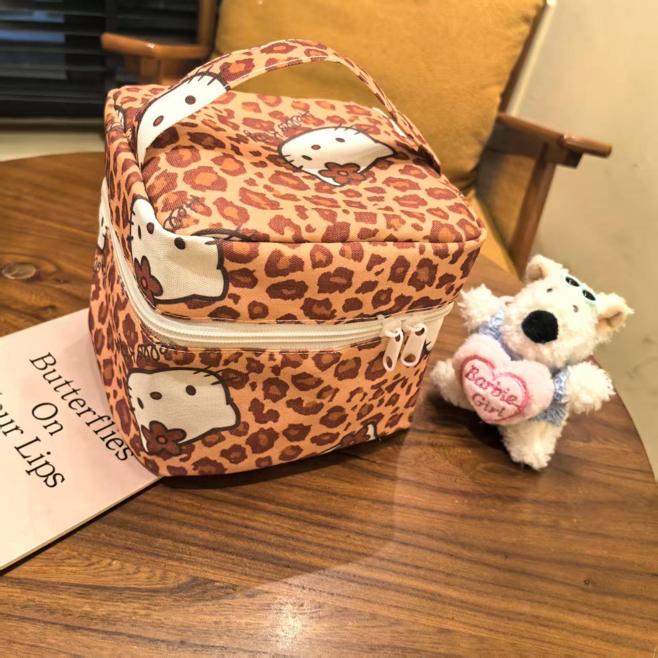 브라운 레오파드 헬로 키티 박스 백