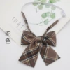 Camel collar flower