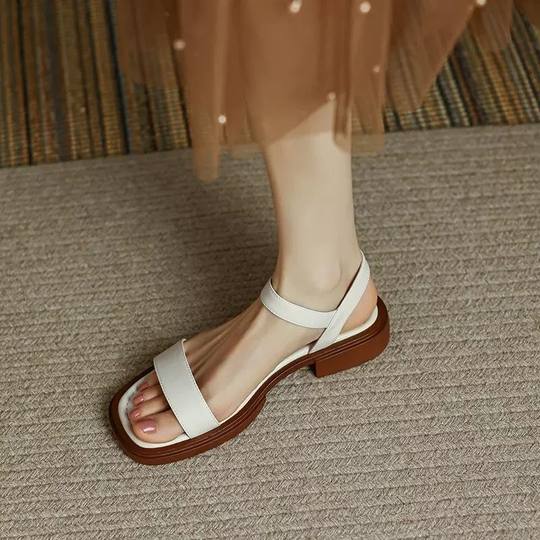 Women's Summer Flat Soft-Soled Genuine Leather French Roman Sandals with a Stepping-On-Clouds Feel, Single Strap, Large Sizes 35-42, Chunky Heel