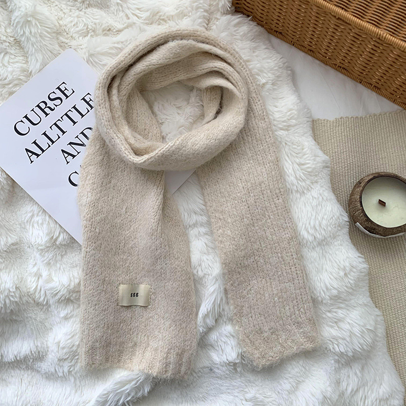 Bufandas de invierno femeninas de alta calidad 2025 nuevo color sólido calentamiento imitación de cachemira collar bufandas de punto al por mayor