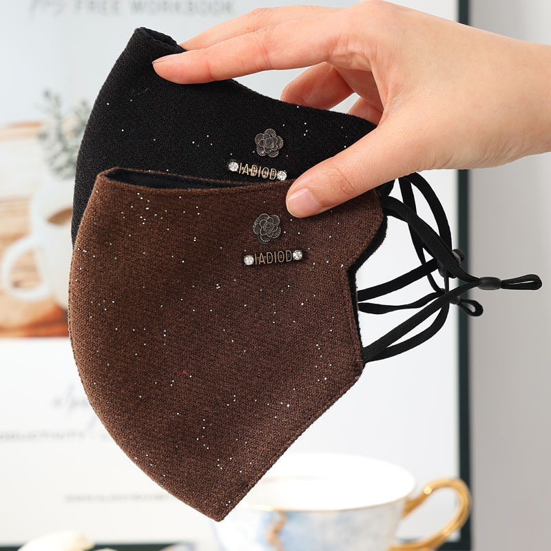 Autumn and Winter New Three-Dimensional Warm Mask Twill Small Fragrance Windproof Outdoor Three-Dimensional Non-Stick Lipstick Washable Cold Protection