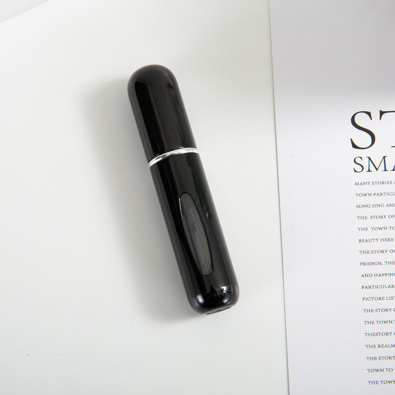 Glossy black, 5 ml