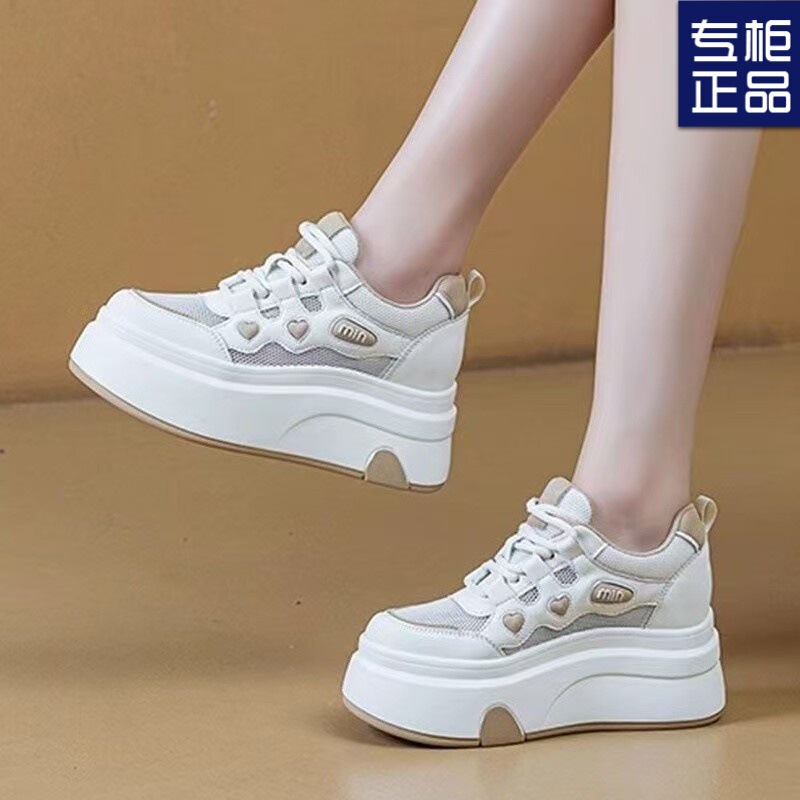 2025 Spring New Breathable Platform Thick-Soled Height-Increasing Women's Shoes Korean Version Heart Versatile Casual White Shoes Women's Trend 2025 Spring New Breathable Platform Thick-Soled Height-Increasing Women's Shoes Korean Version Heart Versatile Casual White Shoes Women's Trend