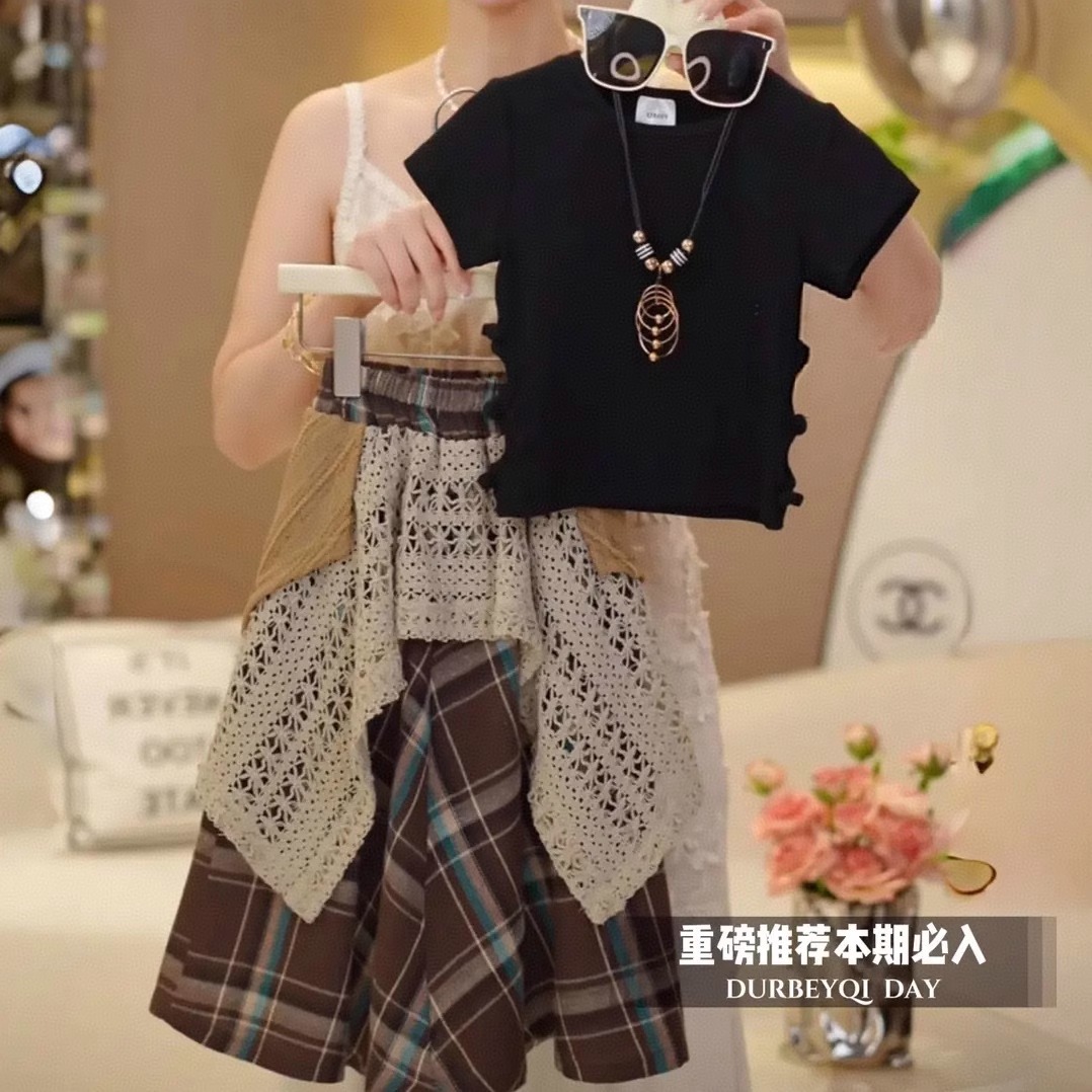 Girls' Outfit 2025 Summer New Children's Short-Sleeve Stylish Skirt with Plaid Two-Piece Set for Dropshipping