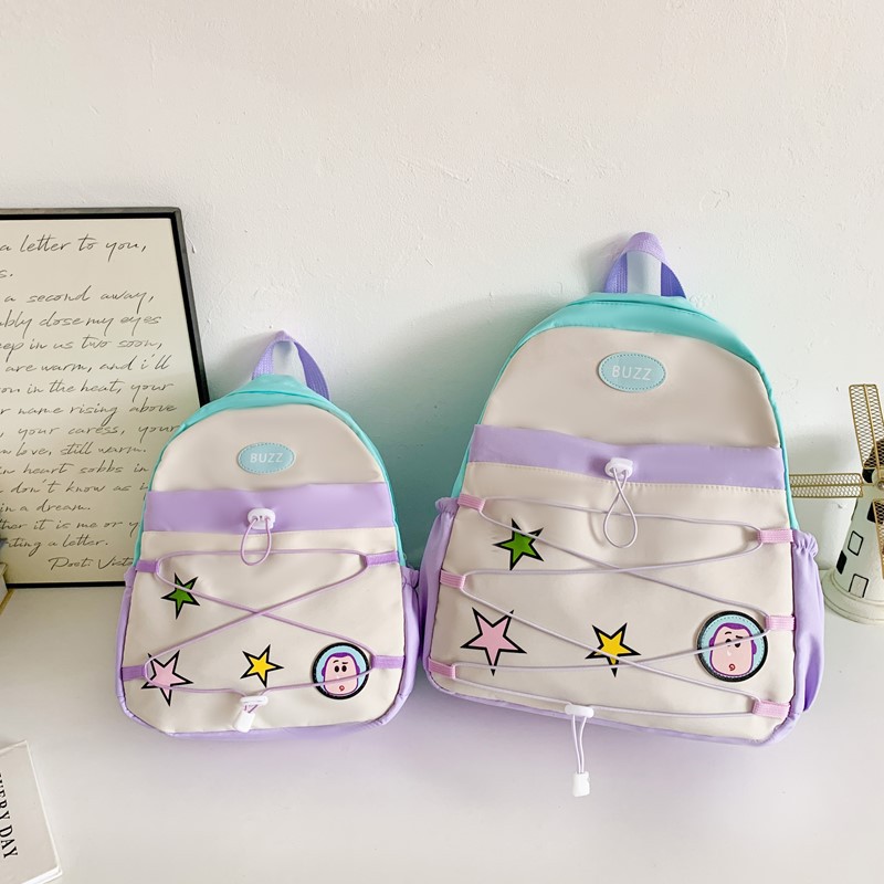 Nuevo patrón de tendencia jardín de infantes mochila para niños de clase pequeña, niños y niñas de 4 - 6 años de edad, mochila ligera para reducir la carga
