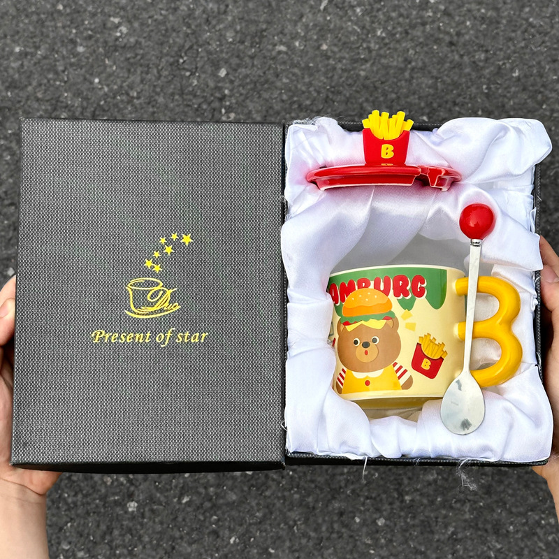 Oso de hamburguesa francesa (taza + tapa + cuchara + caja de regalo negra)