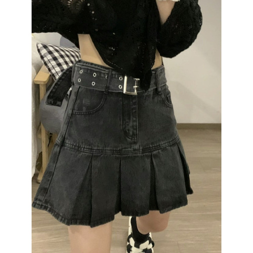 Black Slimming American Denim Skirt for Women, Design-Sensitive Minimalist Unique High-Waisted Worded Booty Short Skirt Trendy