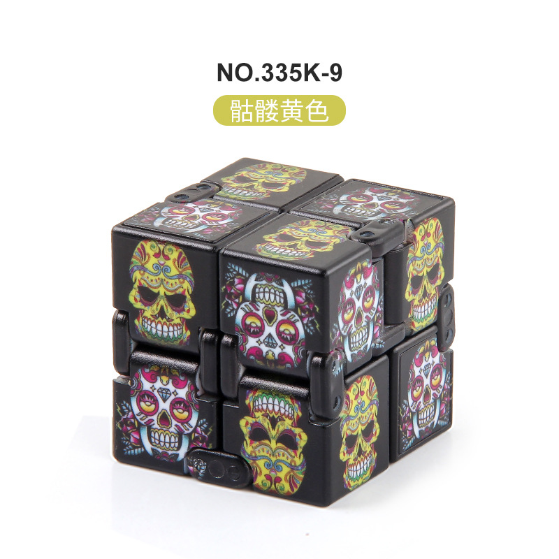Nuevos juguetes de descompresión exóticos Navidad Halloween infinito Cubo de Rubik creativo de bolsillo cuadrado de segundo orden Cubo de Rubik exportación transfronteriza