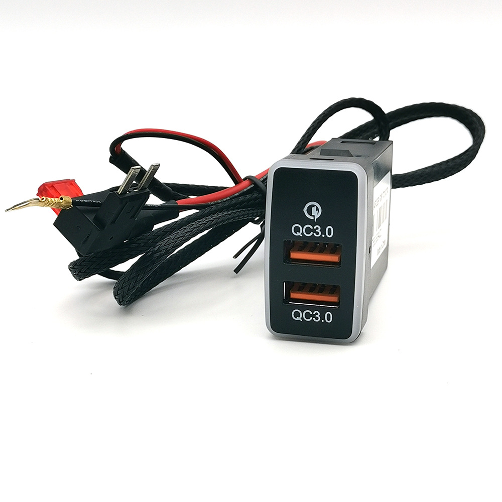 Aplicable al cargador de automóviles de Toyota LC120 FJ QC3.0 con pantalla de voltaje