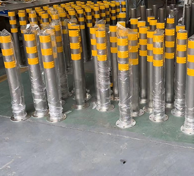 304不锈钢警示柱 不锈钢道路警示桩 反光固定式路桩 防撞示警桩