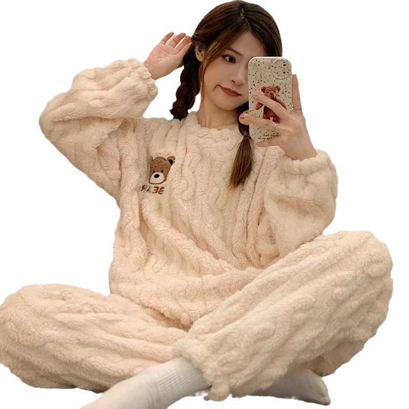 Franela engrosada de manga larga pijamas para mujeres invierno dulce Otoño e Invierno oso coral polar cálido ropa de abrigo homewear traje image 6