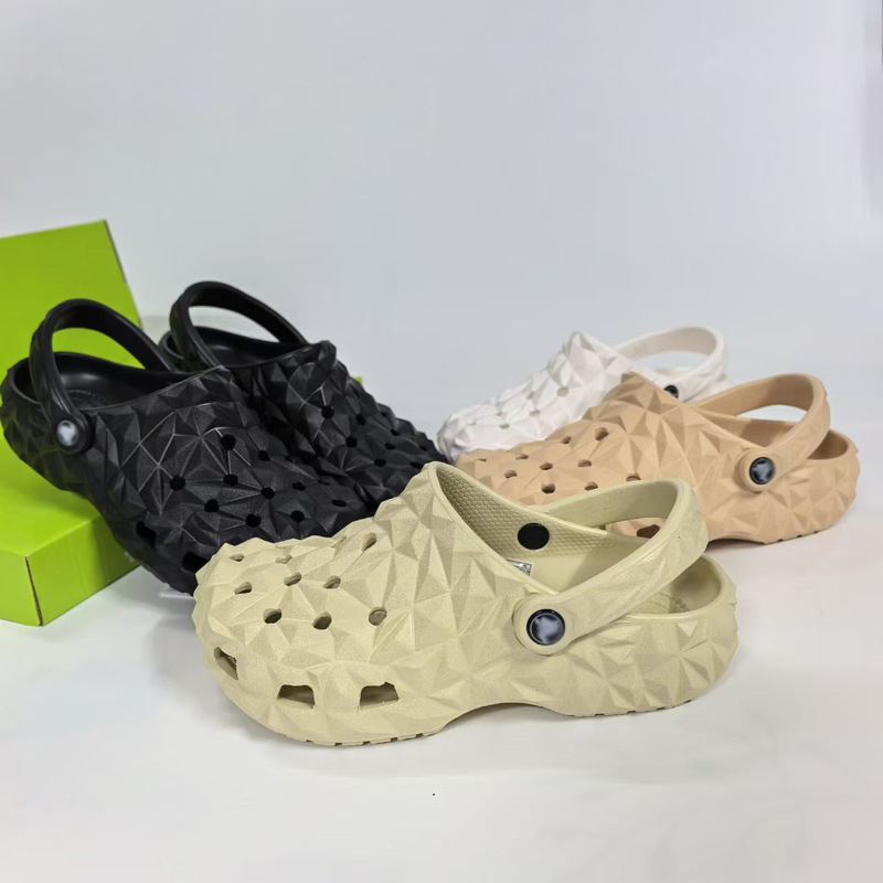 Cross Durian Shoes, Clogs, Men's Shoes, Women's Shoes, Fashionable, Versatile, Lightweight, Non-Slip, Casual Beach Sandals Cross Durian Shoes, Clogs, Men's Shoes, Women's Shoes, Fashionable, Versatile, Lightweight, Non-Slip, Casual Beach Sandals