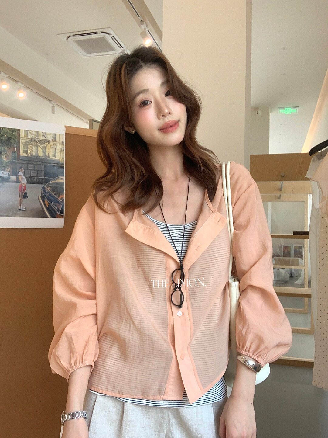 Áo chống nắng dáng dài tay ngắn kèm áo sọc trong hai mảnh nữ — xanh lam, bạc hà xanh, xanh mù tạt, màu trắng chi tiết 41