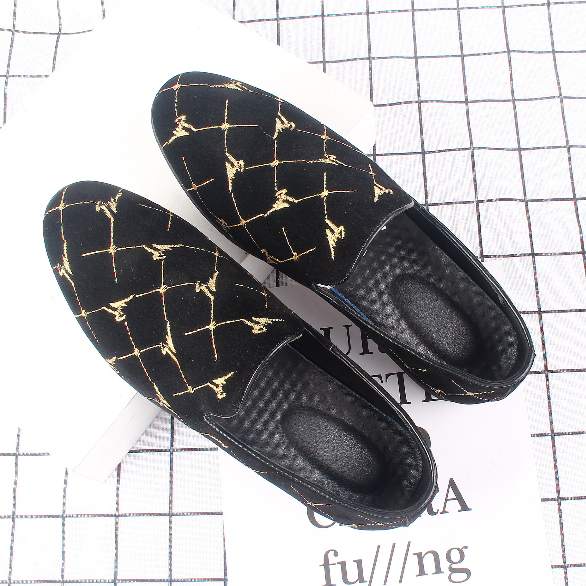 ��ʿƤЬ���ļ�͸����������һ�ŵſ�����Ь�¿��Ь����7923