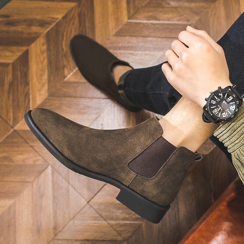 Extra Large Size Men's Short Boots, Genuine Leather, Autumn Casual High-Top Leather Shoes, Fleece-Lined Mid-Top Martin Boots, British Style Extra Large Size Men's Short Boots, Genuine Leather, Autumn Casual High-Top Leather Shoes, Fleece-Lined Mid-Top Martin Boots, British Style