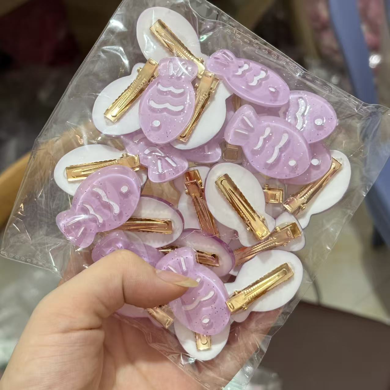 보라색 반짝이 물고기 (핫 세일)