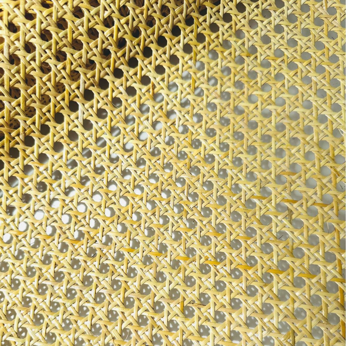 Natural rattan woven white eye squid material high-quality supply cut six-eye octagonal size can be cut