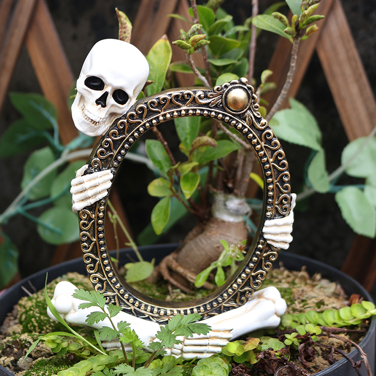  New Product Frame Skull Ghost Festival Horror Dark Atmosphere Ornaments Resin Halloween Ghost Head Gift Ready Stock Batch
