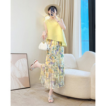 超好看碎花流苏三宅半身裙女夏薄款气质显瘦百搭褶皱直筒半裙百褶