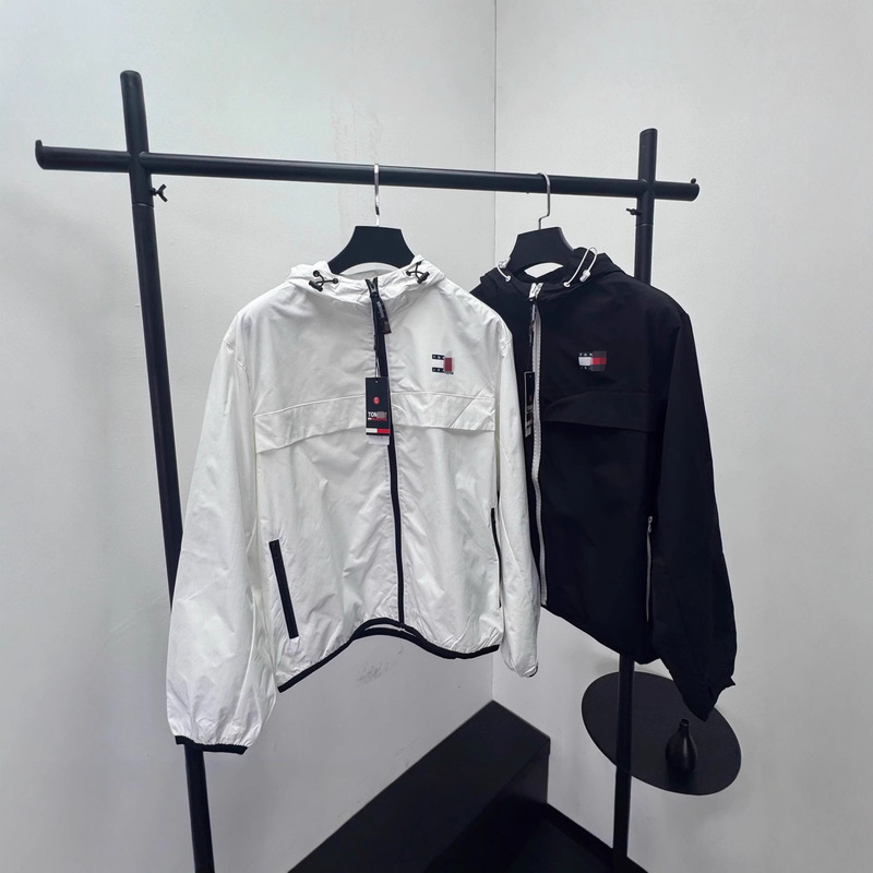 2025 Early Autumn New Tommy Tommy High Version Men's and Women's Thin Casual Sports Hooded Jacket