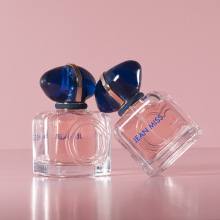 С������Ʒ�Ʊ����������Ůʿ��ˮ�W��ƽ�r����{�־����㵭��