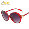 Retro sunglasses, glasses solar-powered, beach sun protection cream suitable for photo sessions, new collection, simple and elegant design, UF-protection