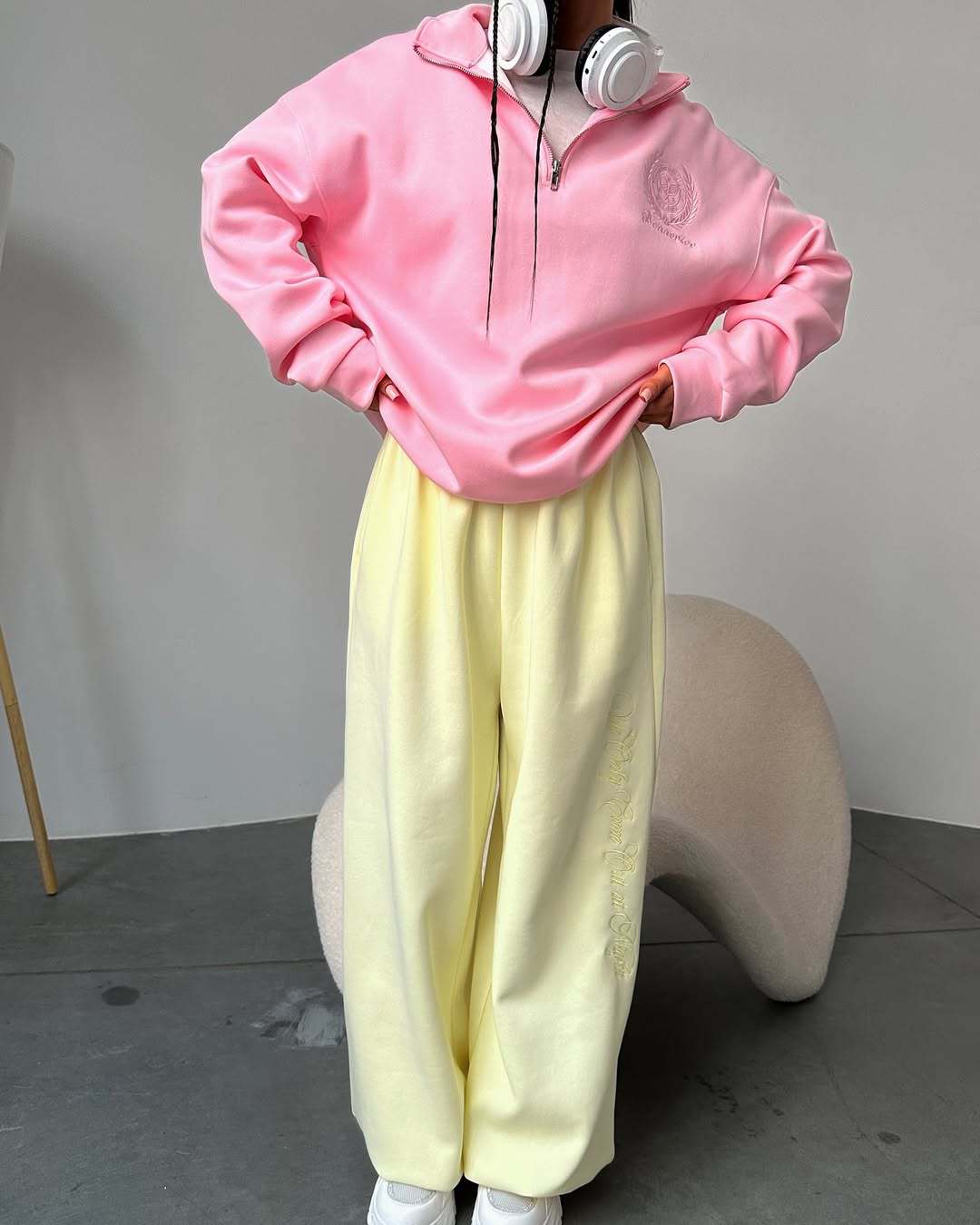 2025 Spring Autumn Candy Color Series Letter Embroidered Sweatshirt Front And Back Printed Lazy Half-Zip Top For Women_voghion.com