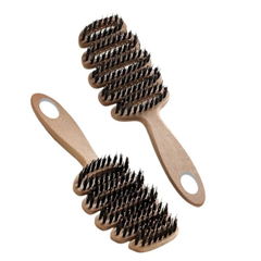 松塔のブタのたてがみのマッサージは髪を櫛にしてふわふわしています。