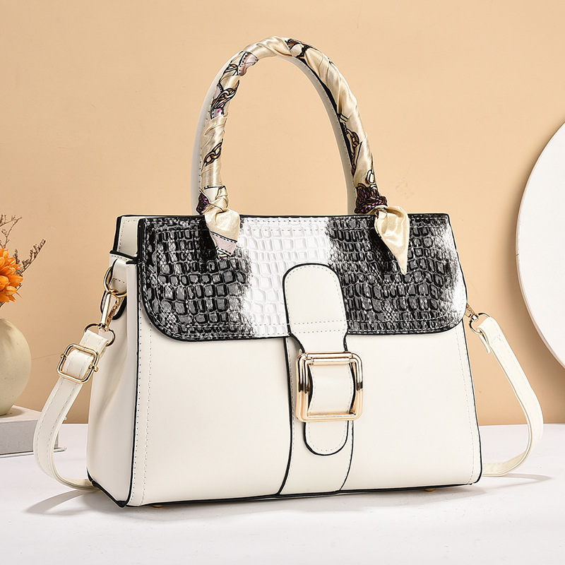 2025 nuevo bolso de mano coreano de textura de hombro una sola bolsa de moda para mujeres bolsas de comercio exterior para mujeres