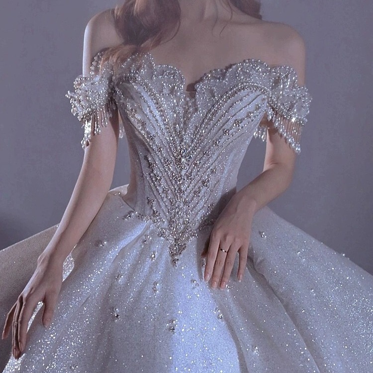 French-Style Off-Shoulder Starry Sky Wedding Dress for Women, 2026 New Model, Petite Bride, Heavy Craftsmanship, Luxurious Palace Style French-Style Off-Shoulder Starry Sky Wedding Dress for Women, 2026 New Model, Petite Bride, Heavy Craftsmanship, Luxurious Palace Style