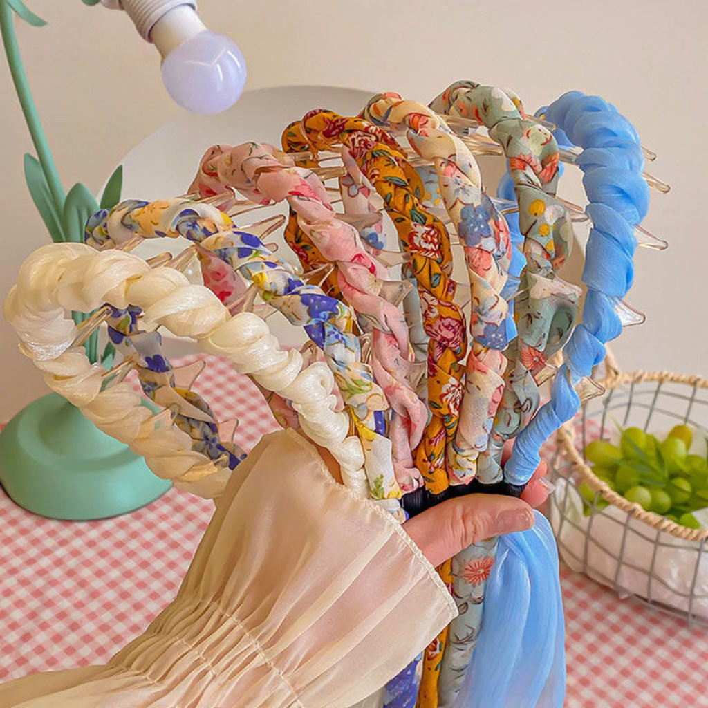 Verano nuevo estilo fresco con diadema de dientes, peine ondulado, diadema superior del cráneo alto, las mujeres usan accesorios para el cabello retro del palacio